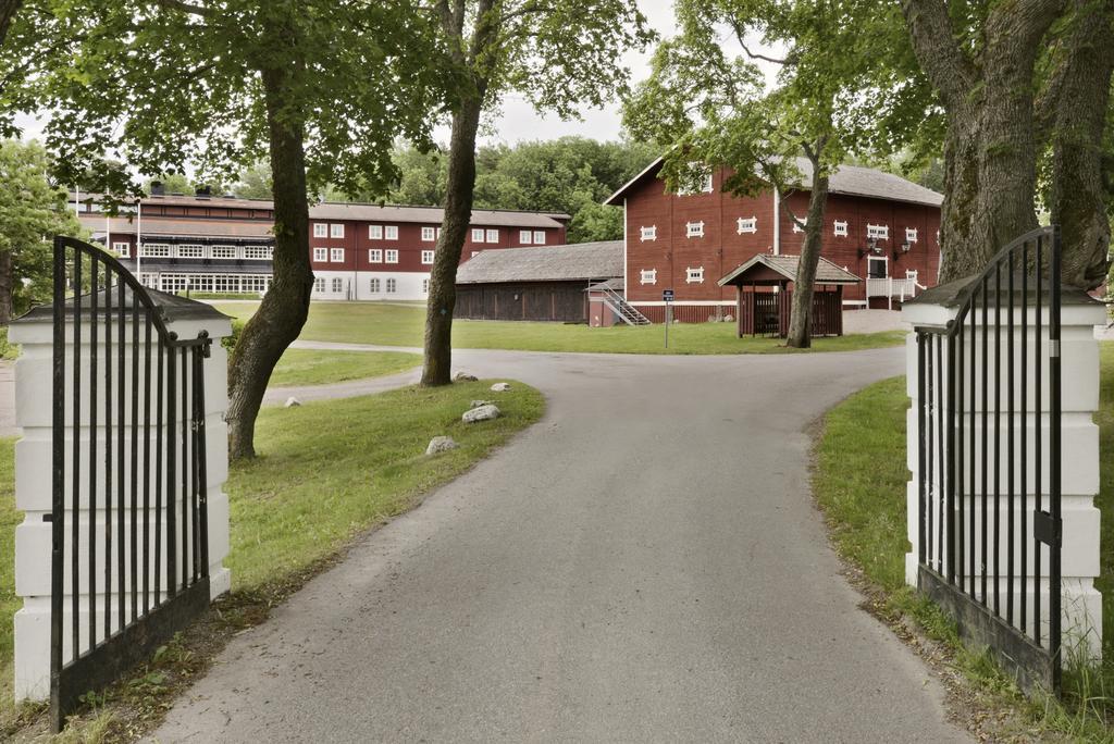 Skytteholm Hotel Ekero Exterior photo